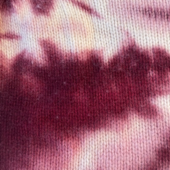 NWOT Generation Love Tyrell Tie Dye Burgundy/Cream Sweater w/ puff sleeve - SZ L - Picture 12 of 16
